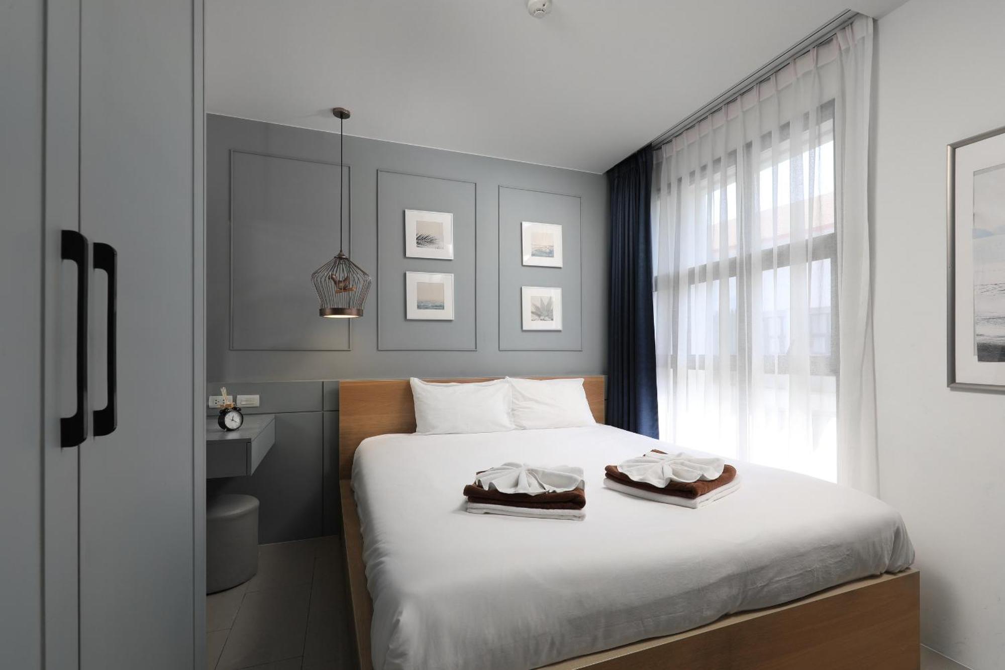 The Sea View Room In Palmyrah Surin By Holy Cow Exterior photo